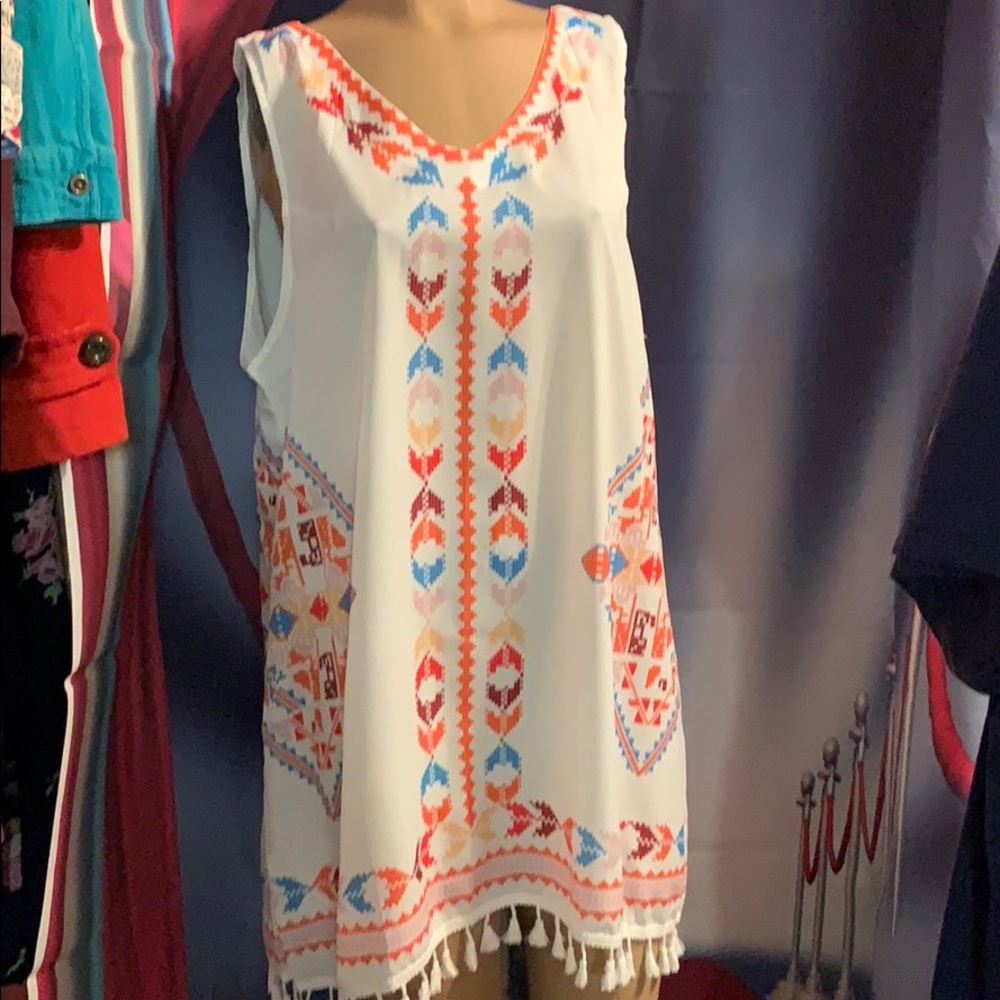 New Summer Aztec feel lightweight size 2 x blouse